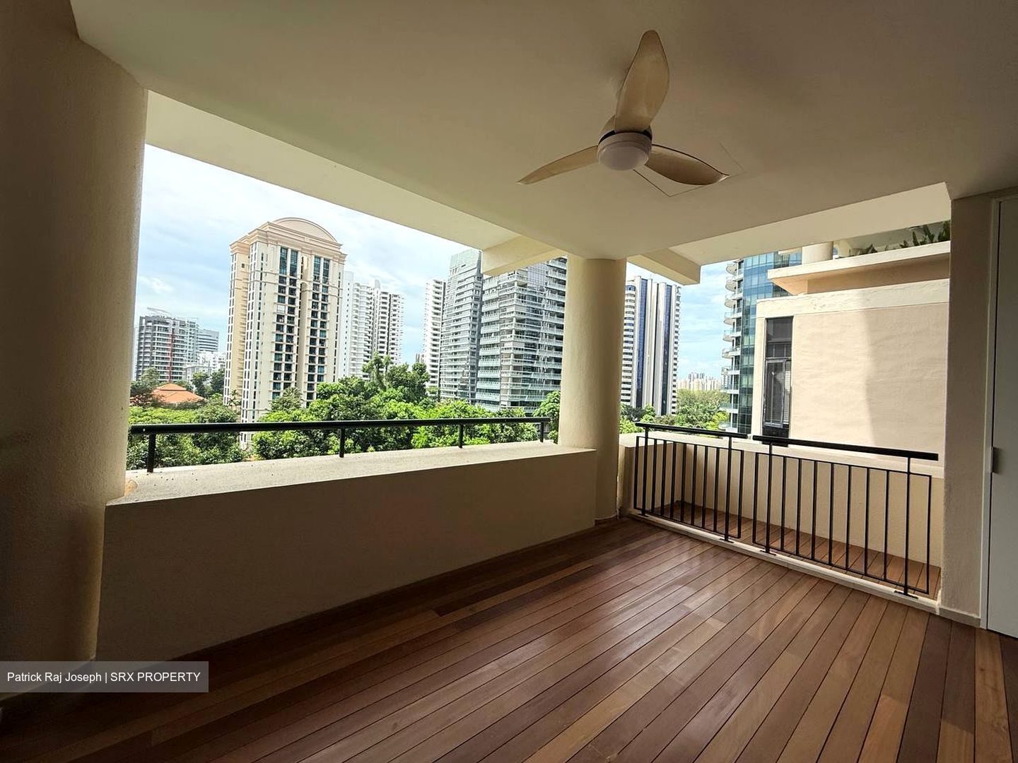 The Colonnade (D10), Condominium #539337681